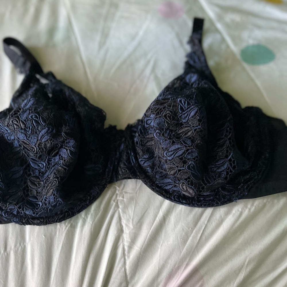 Wonderbra Blue/Black Full Support Lace Floral Bra Size 44D.  Excellent Condition